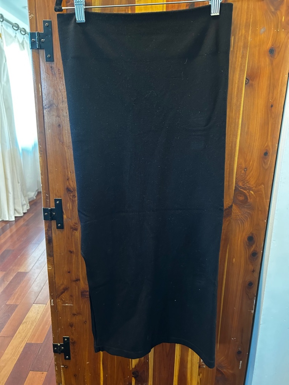 Fabletics Black Ribbed Knit Midi Skirt